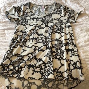 LuLaRoe Classic T